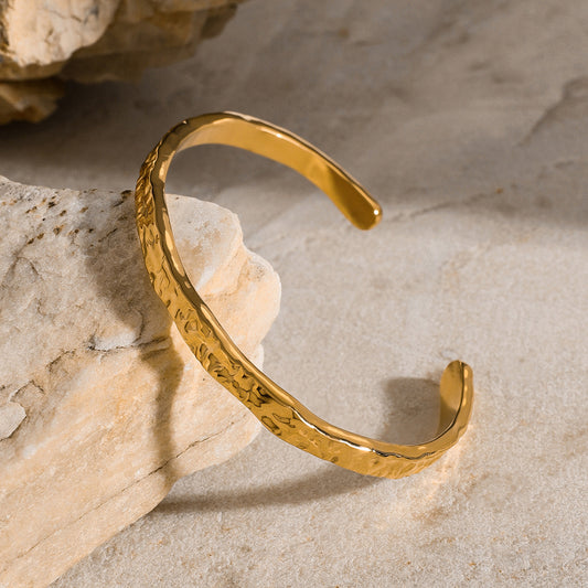 Stainless Steel Wave Pattern Open-ended Bracelet Women