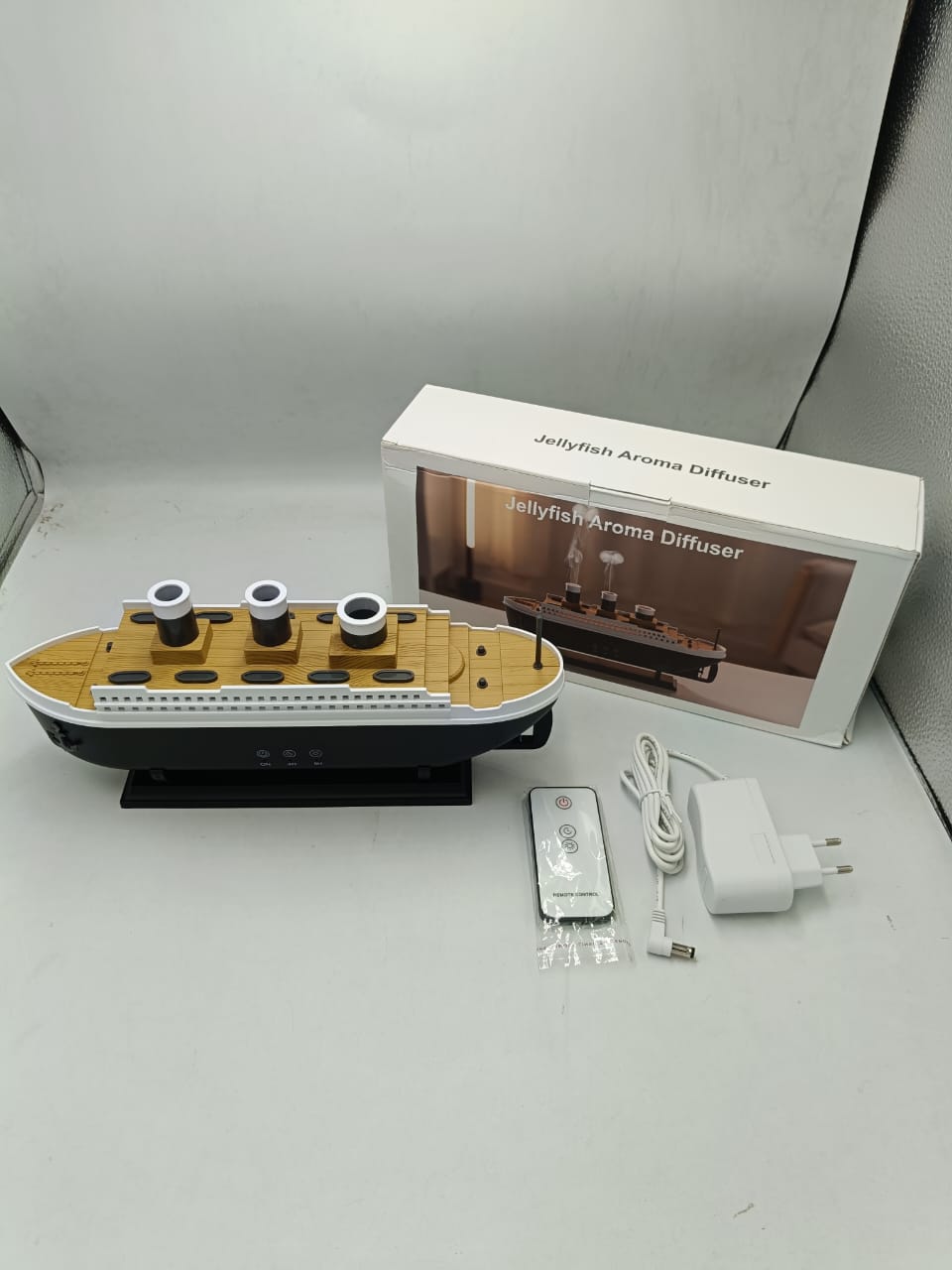 Jellyfish - Ship-Shaped Aroma Diffuser